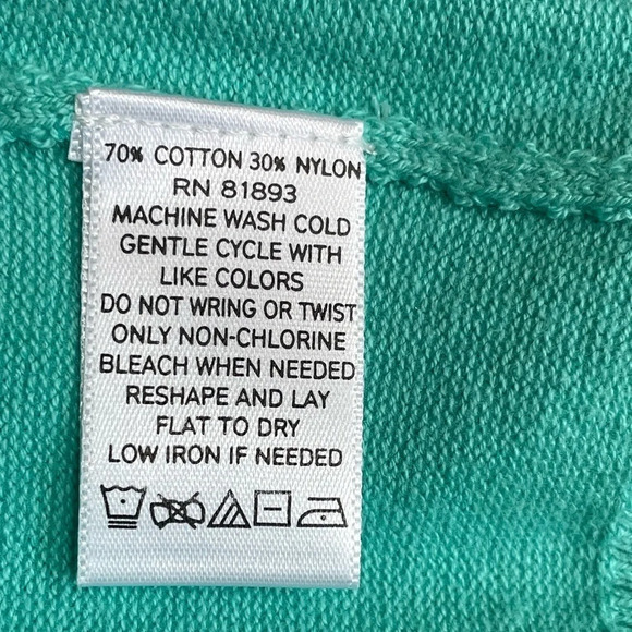 D&Co. Essentials XL mint green s/s sweater top NWT Button down front from V-neck - Picture 6 of 7